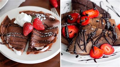 CHOCOLATE CREPES WITH STRAWBERRIES