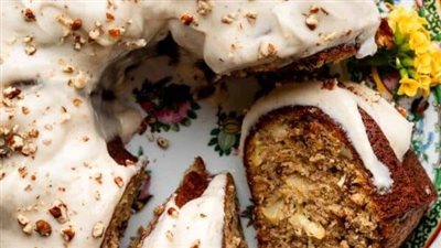 Hummingbird Bundt Cake