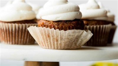 Coconut Carrot Cake Cupcakes