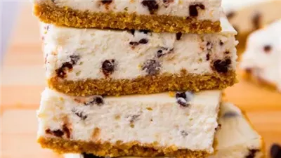 Light Chocolate Chip Cheesecake Bars