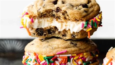 Cookie Ice Cream Sandwiches