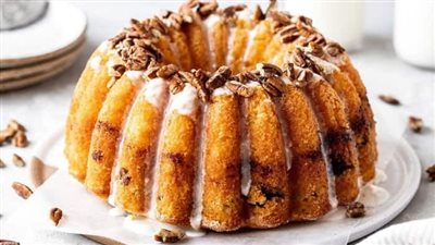 Sock-It-To-Me Cake 🍰