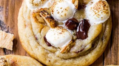 Toasted S’more Chocolate Chip Cookies