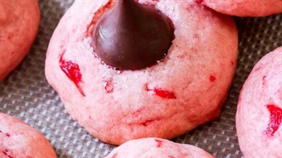 Chocolate Cherry Blossom Cookies
