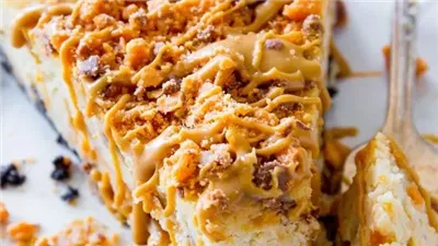 Peanut Butter Butterfinger Cheesecake